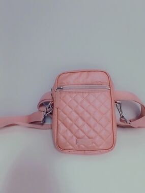 VERA BRADLEY Quilted Rose Pink Metallic Crossbody/Fanny Bag With Flower Lining